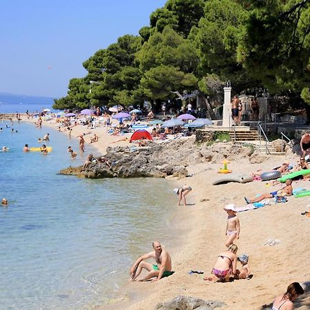 Apartments With A Parking Space Brela, Makarska - 11552 Exterior foto