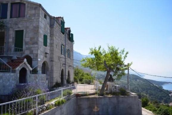 Apartments With A Parking Space Brela, Makarska - 11552 Exterior foto